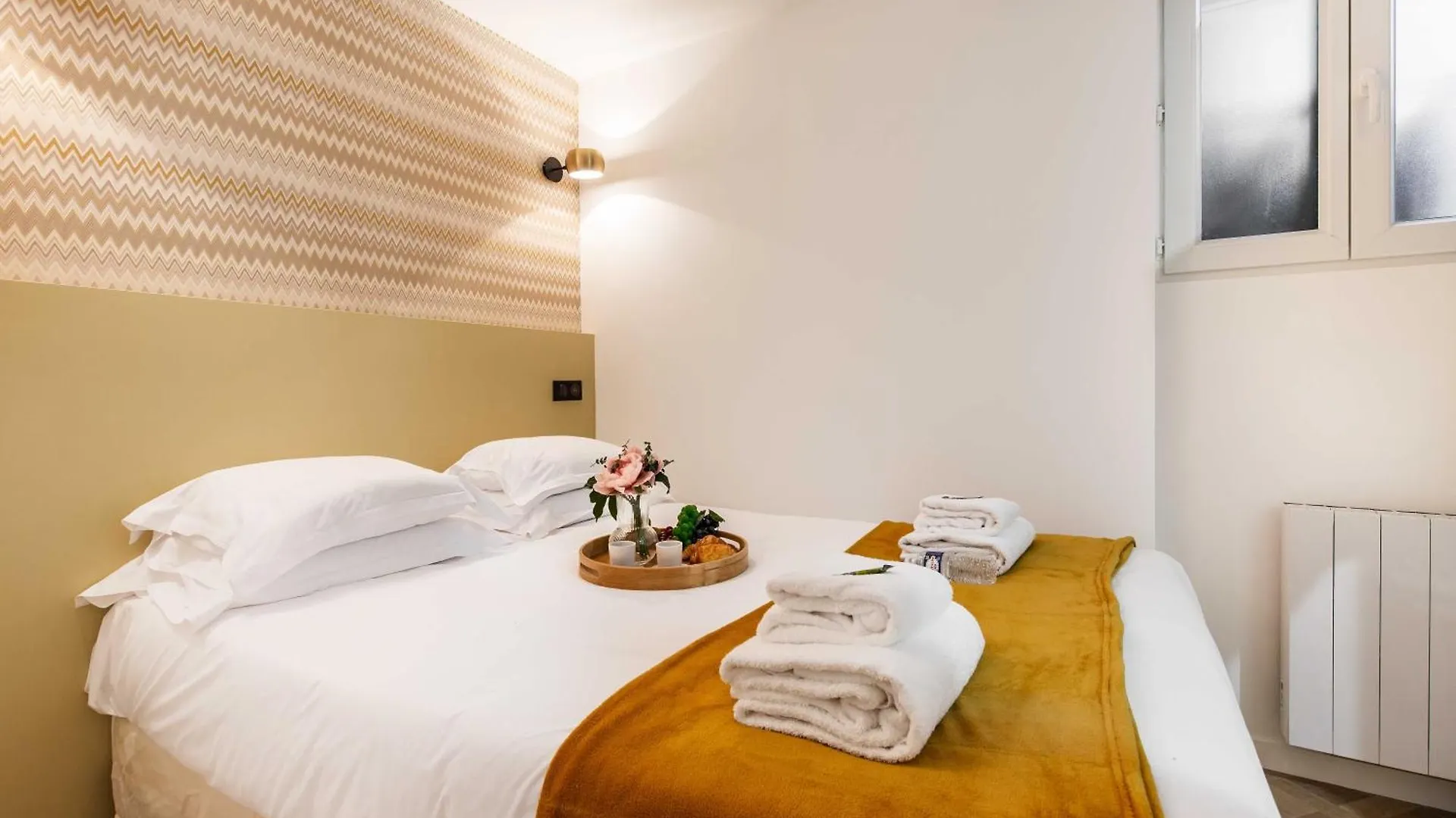 Charming Apartment - 1Bd - 6P - Near Eiffel Tower Paris 0*,  France