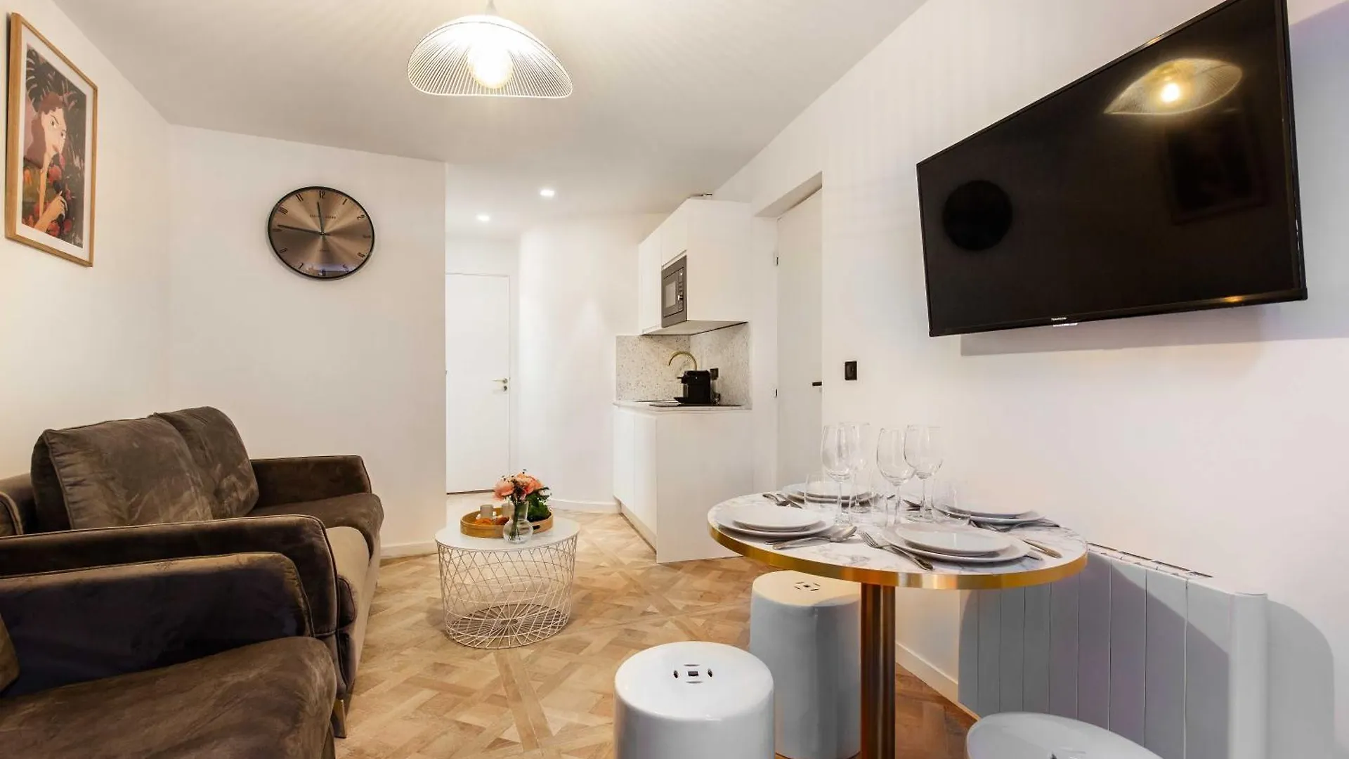 Charming Apartment - 1Bd - 6P - Near Eiffel Tower Paris 0*,
